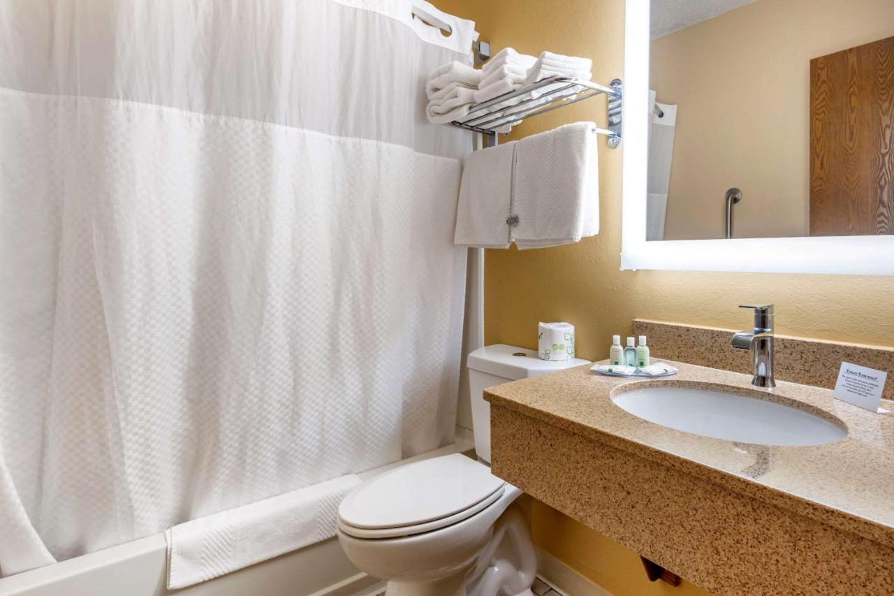 Quality Inn Sanford Esterno foto